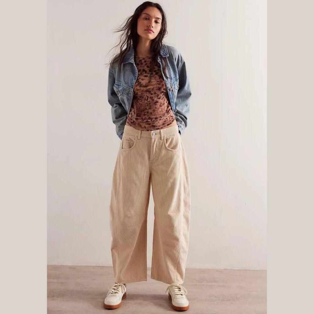 Free People Women's Size 28 Ivory Button Fly Good Luck Barrel Leg Corduroy Pants